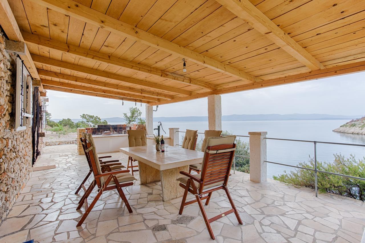 Hidden Gem By Nono Ban - Robinson Style Villa Bol Exterior photo